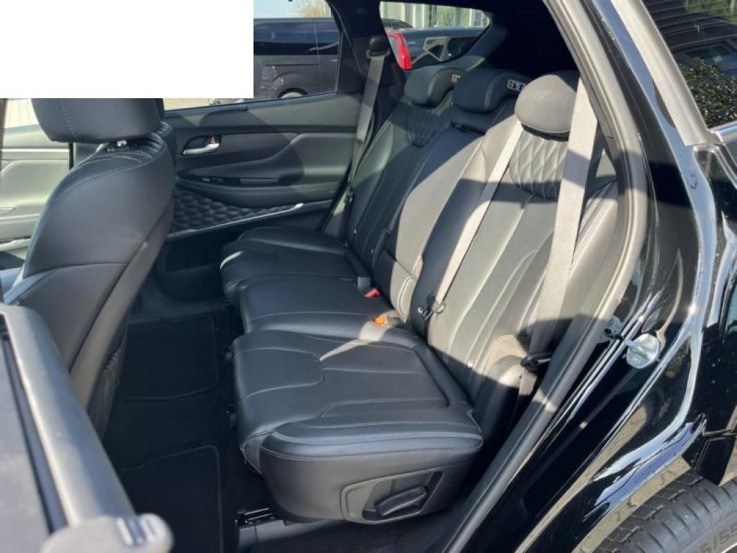 Hyundai Santa 2022 — photo 14