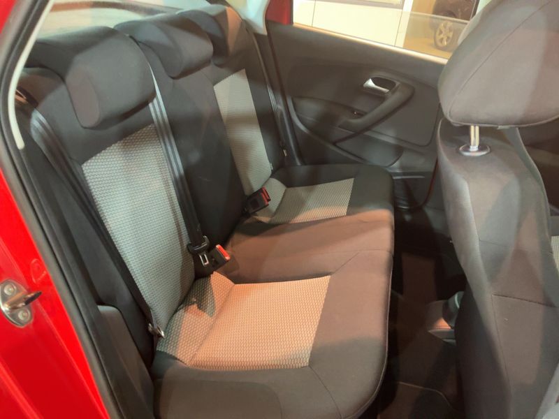Volkswagen Polo 1.2 TDI Advance — zdjęcie 14