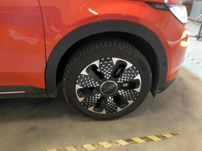 Fiat 600 1.2 Mild-Hybrid La Prima 2025 – снимка 11