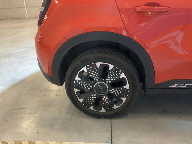 Fiat 600 1.2 Mild-Hybrid La Prima 2025 – снимка 9