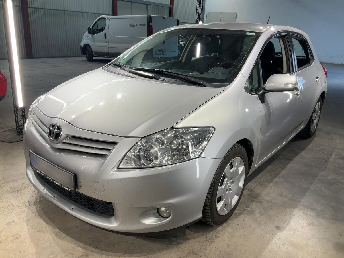 Toyota Auris 2012