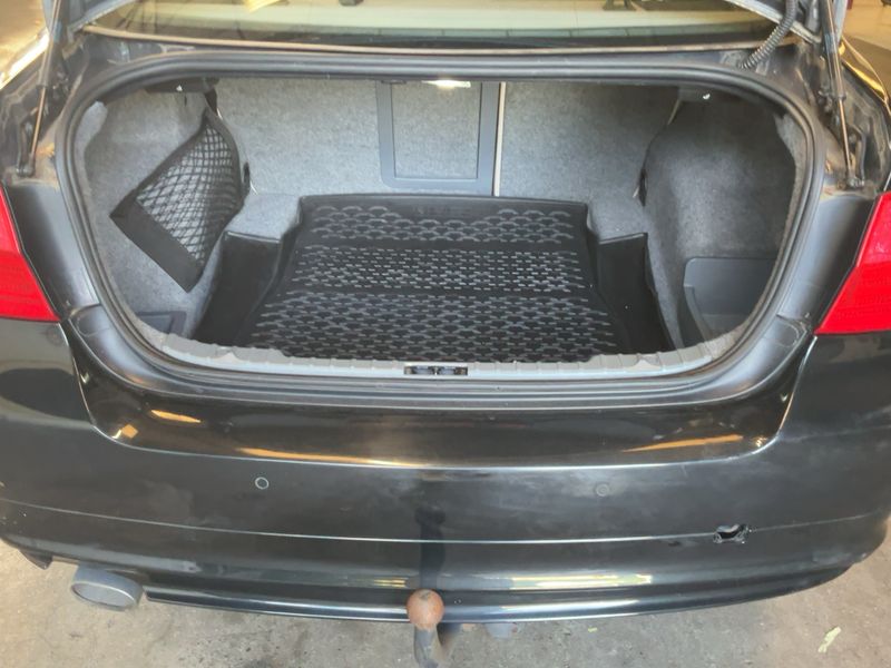 BMW 3er 320d xDrive Edition Luxe 2011 – снимка 15