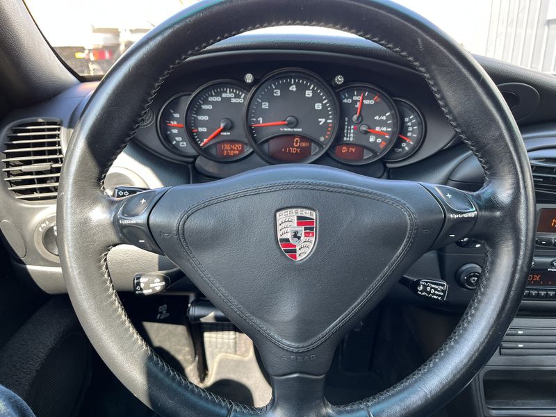 Porsche 911 996 Carrera Cabrio — zdjęcie 16