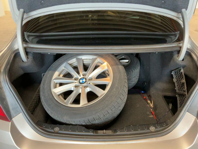 BMW 5er 525d 2010 – снимка 16