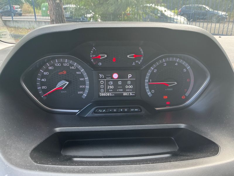 Peugeot Rifter 1.2 PureTech GT Line L2 — zdjęcie 13