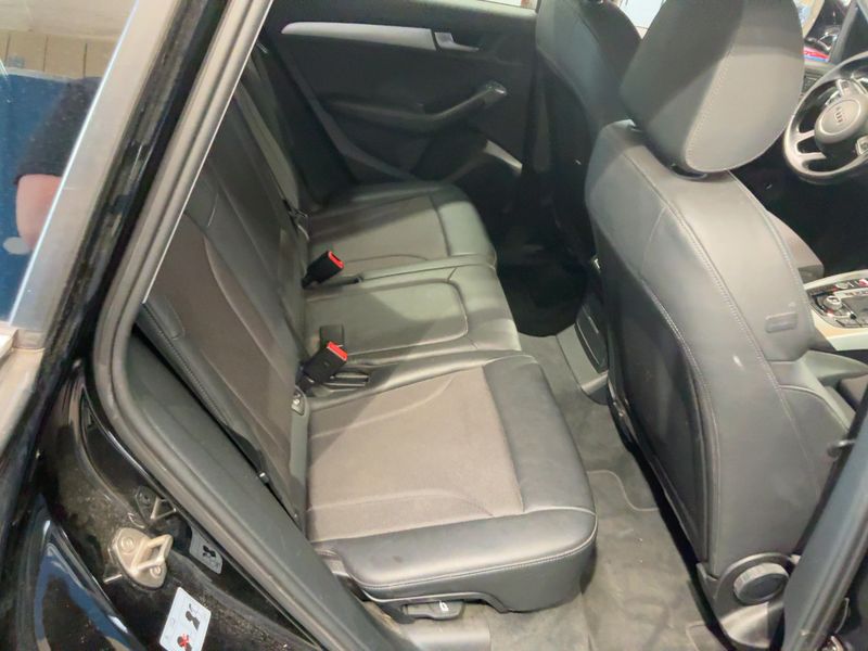 Audi Q5 2.0 TDI quattro — zdjęcie 14