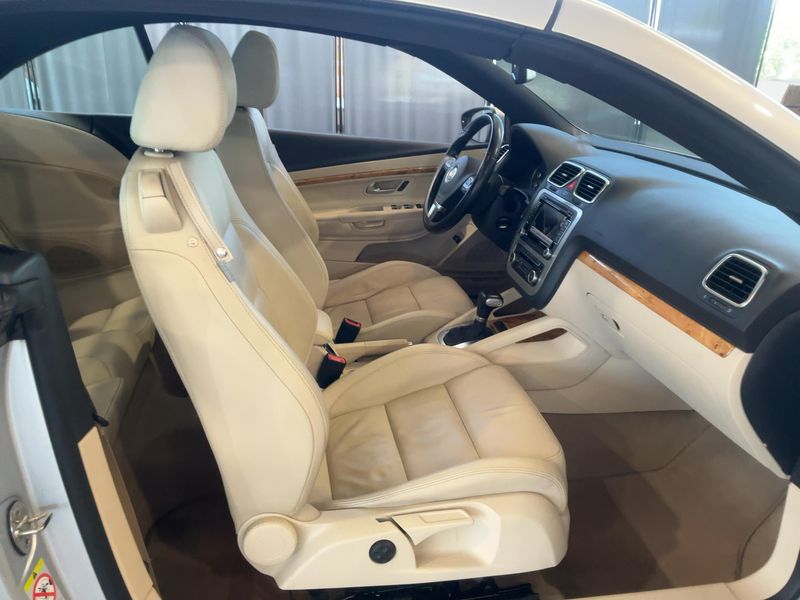 Volkswagen Eos 2.0 TDI Edition 2010 2010 – снимка 16