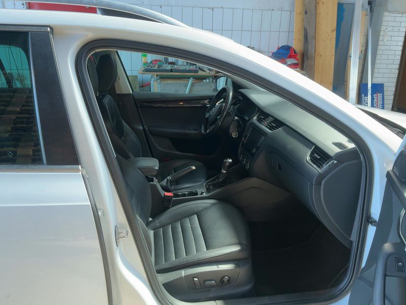 Skoda Octavia 2.0 TDI Elegance 2014 – снимка 17