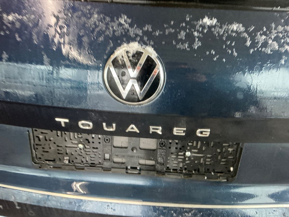 Volkswagen Touareg 2022 — photo 16