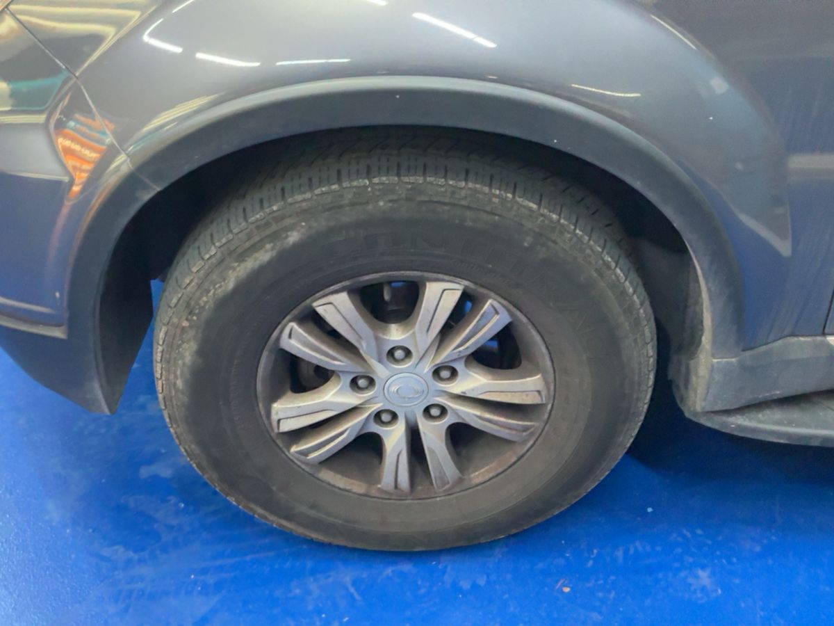 Ssangyong Rexton 2016 — photo 4