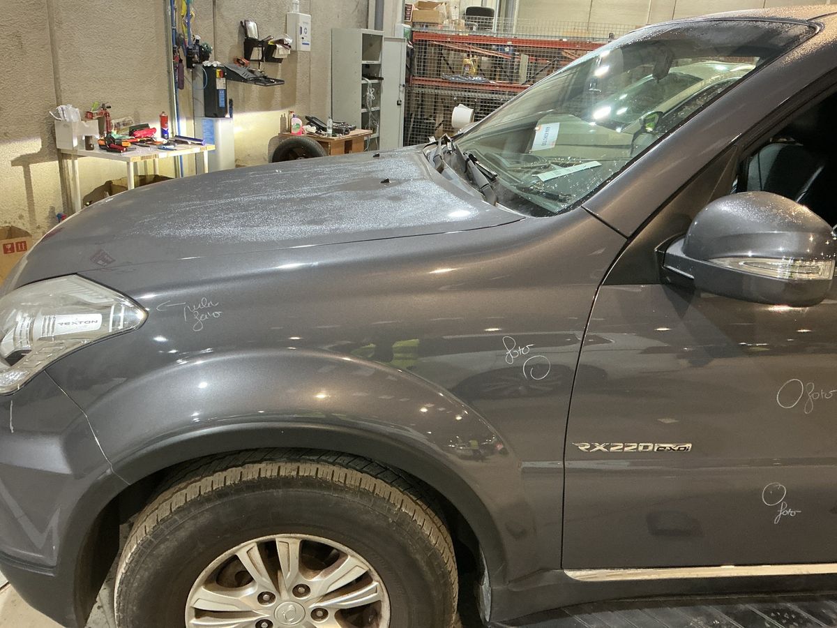 Ssangyong Rexton 2016 — photo 53
