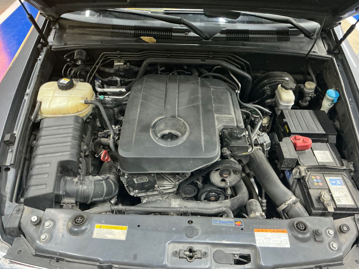 Ssangyong Rexton 2016 — photo 30