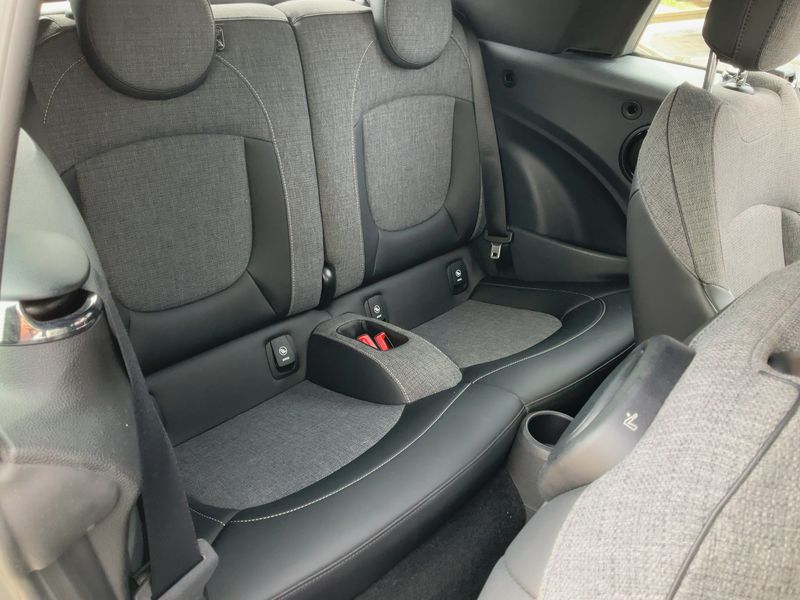 MINI Cabrio Cooper Classic Trim 2021 – снимка 20