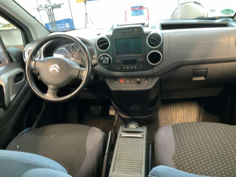 Citroen Berlingo 1.6 Blue-HDi Selection 2017 – снимка 18