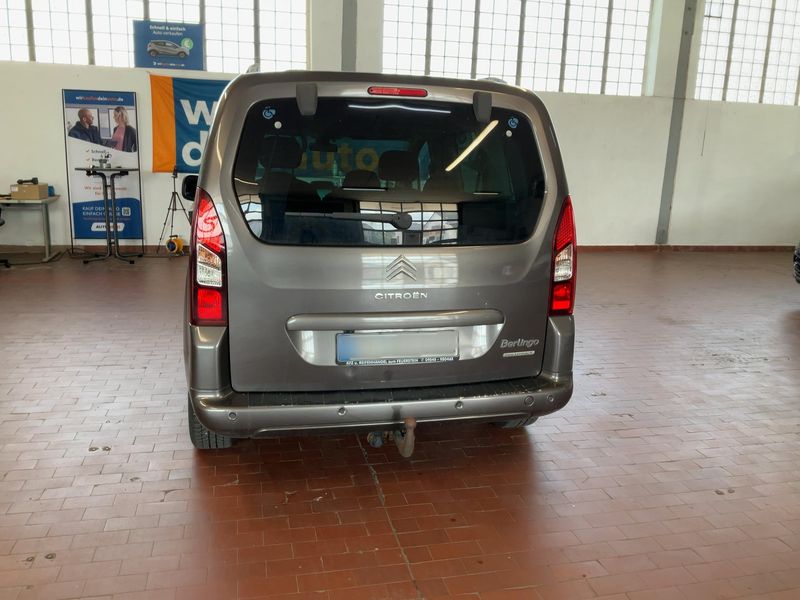 Citroen Berlingo 1.6 Blue-HDi Selection 2017 – снимка 7