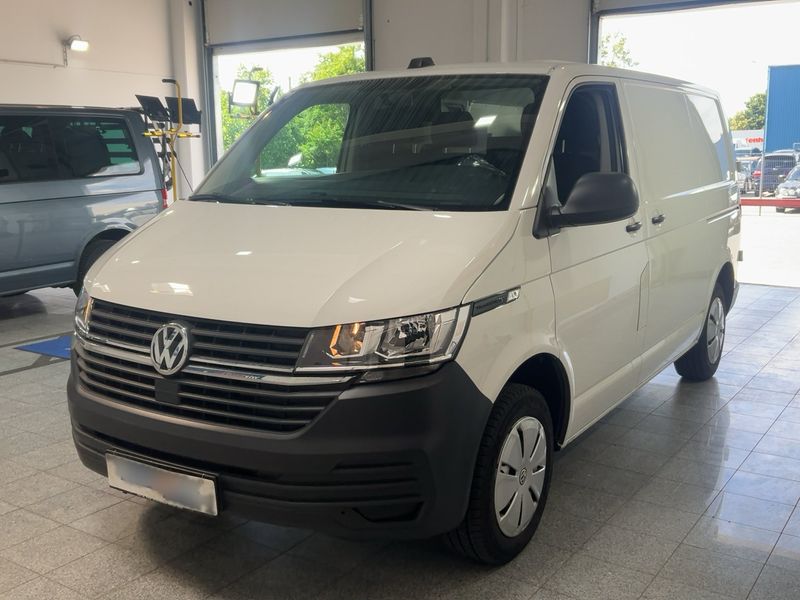 Volkswagen T6 Transporter 2.0 TDI Kasten FWD — zdjęcie 1