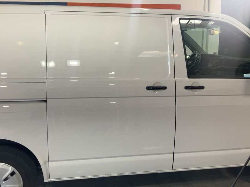 Volkswagen T6 Transporter 2.0 TDI Kasten FWD — zdjęcie 7