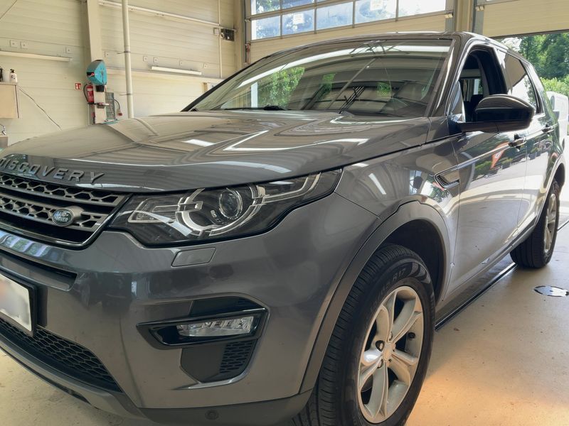 Land Rover Discovery Sport 2.0 Td4 SE AWD 2017 – снимка 2