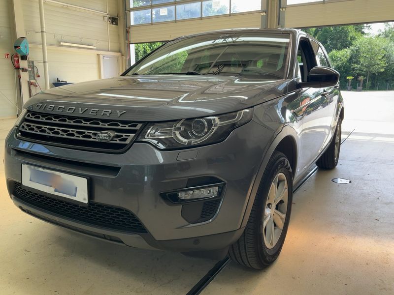 Land Rover Discovery Sport 2.0 Td4 SE AWD 2017 – снимка 1