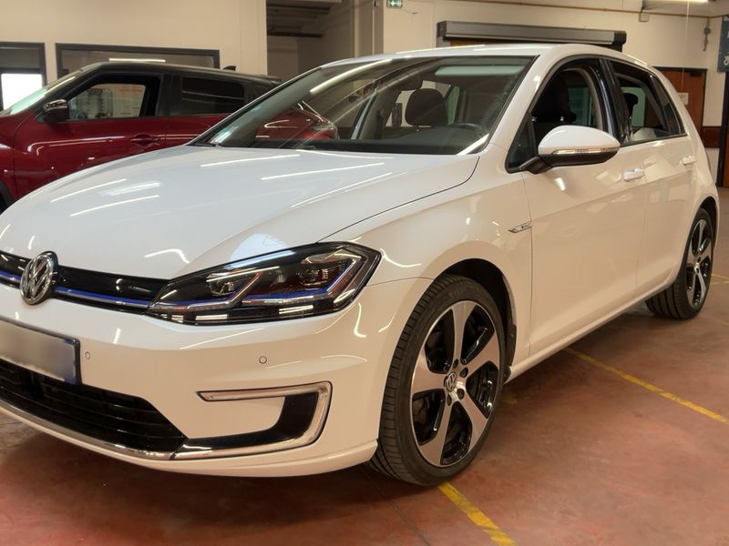 Volkswagen e-Golf VII electric drive 100 kW — zdjęcie 2