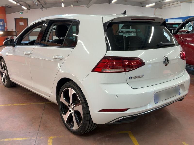 Volkswagen e-Golf VII electric drive 100 kW — zdjęcie 3