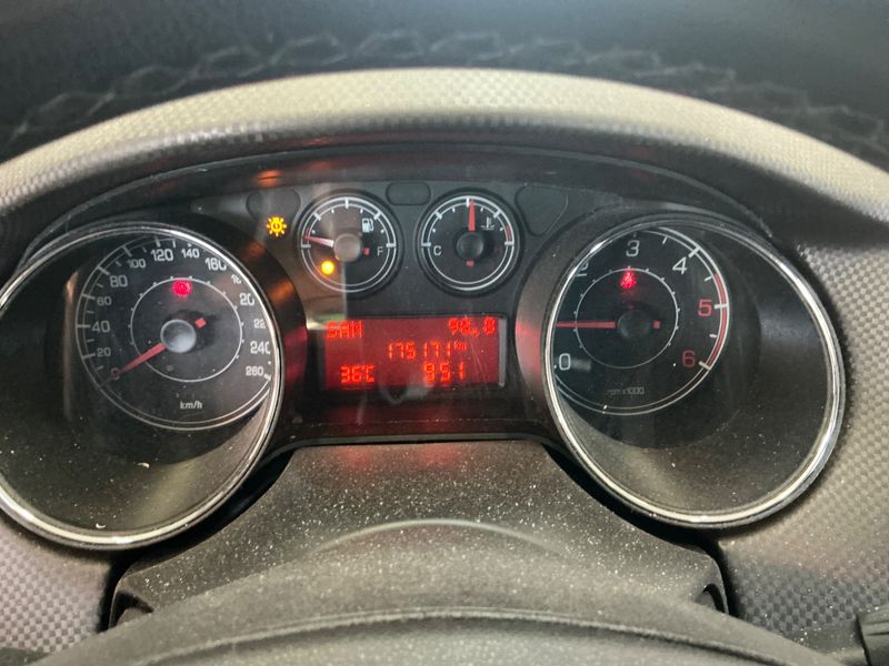 Fiat Bravo 1.6 JTDM Multijet Dynamic — zdjęcie 4