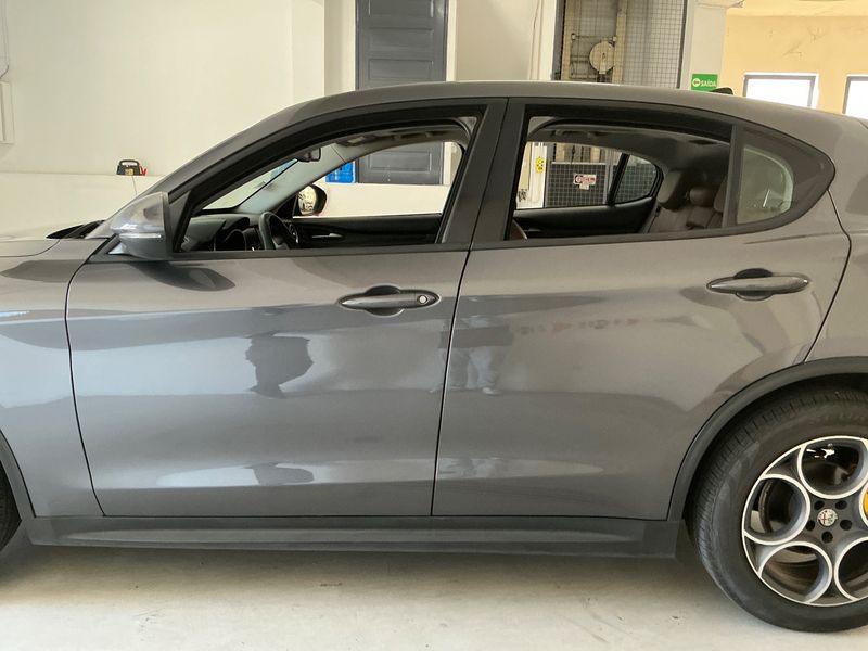 Alfa Romeo Stelvio 2.2 JTDM Super 2WD — zdjęcie 4