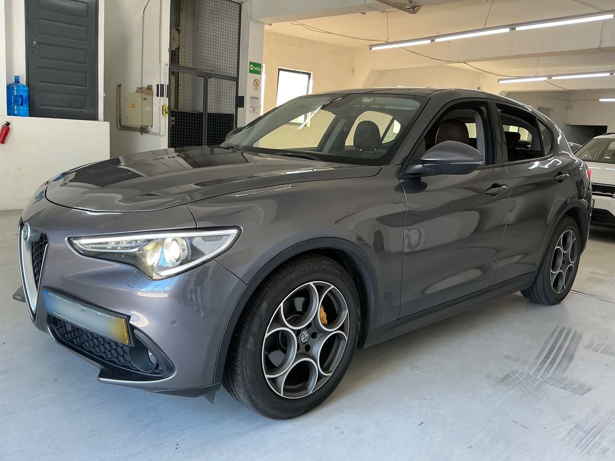 Alfa Romeo 2017