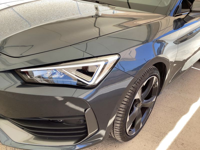 Cupra Leon 1.5 eTSI — zdjęcie 2