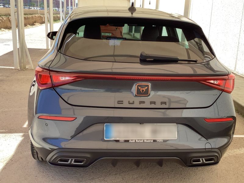 Cupra Leon 1.5 eTSI — zdjęcie 5