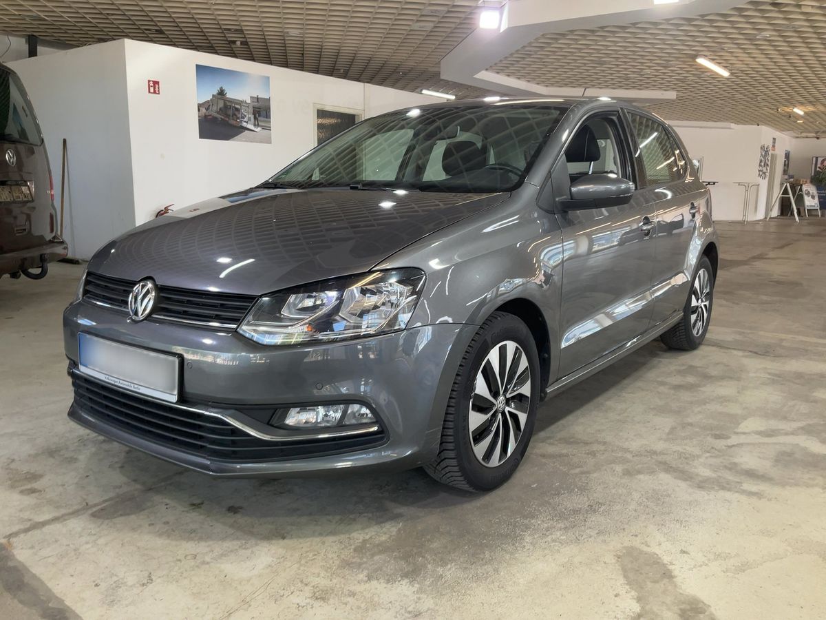 Volkswagen Polo 2014 — photo 1