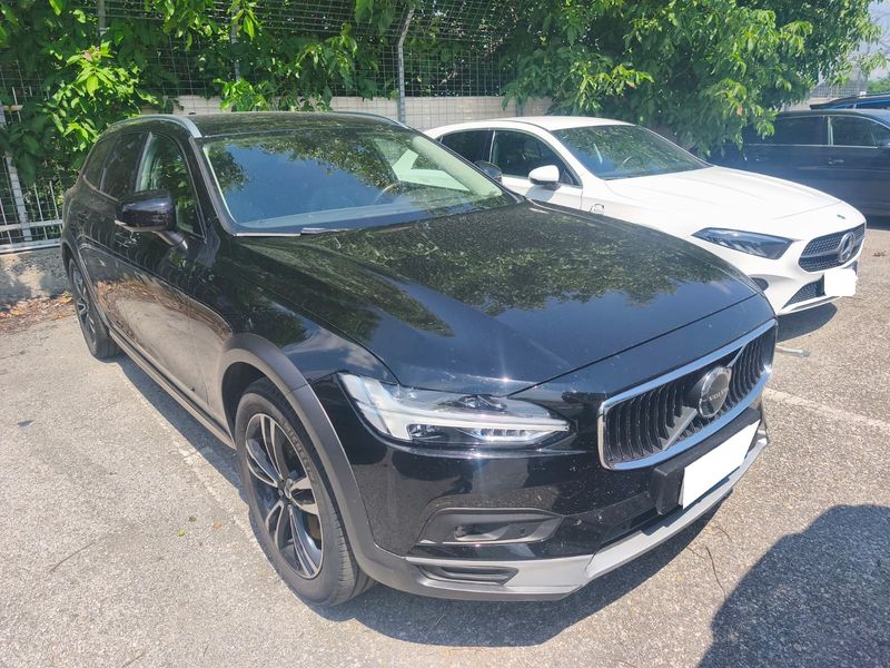 Volvo V90 Cross Country 2.0 B4 Mild-Hybrid Business Pro AWD — zdjęcie 6