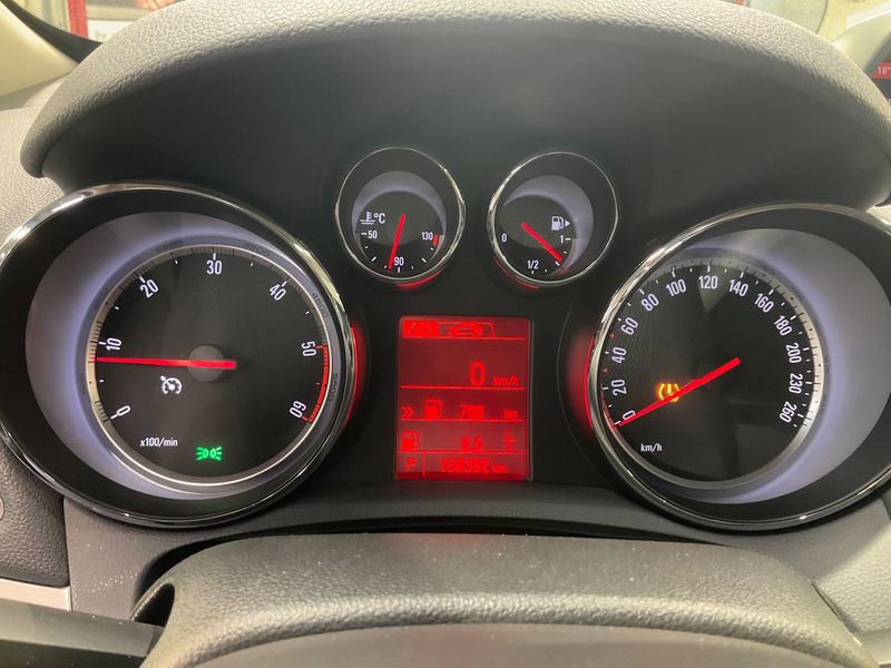 Opel Mokka 1.6 CDTI DPF Innovation — zdjęcie 13