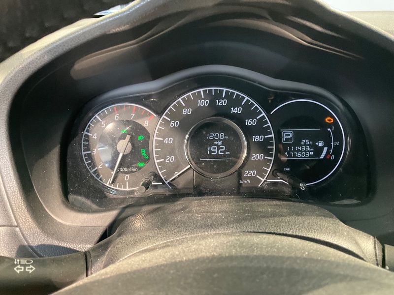Nissan Note 1.2 Tekna — zdjęcie 13