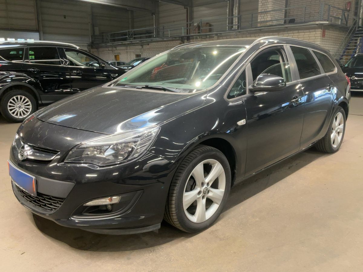 Opel Astra 2015 — photo 1
