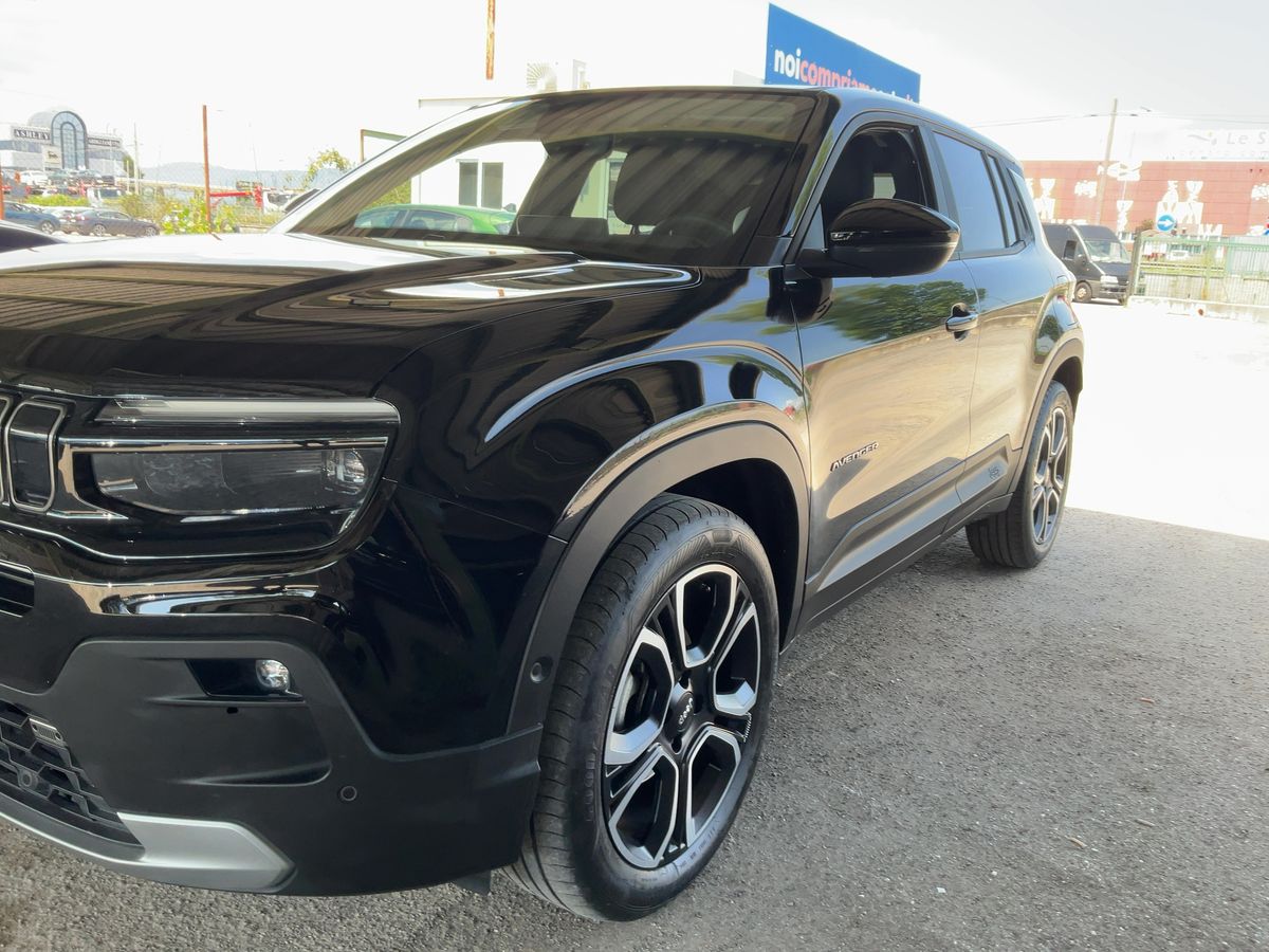 Jeep Avenger 1.2 T-GDI Summit