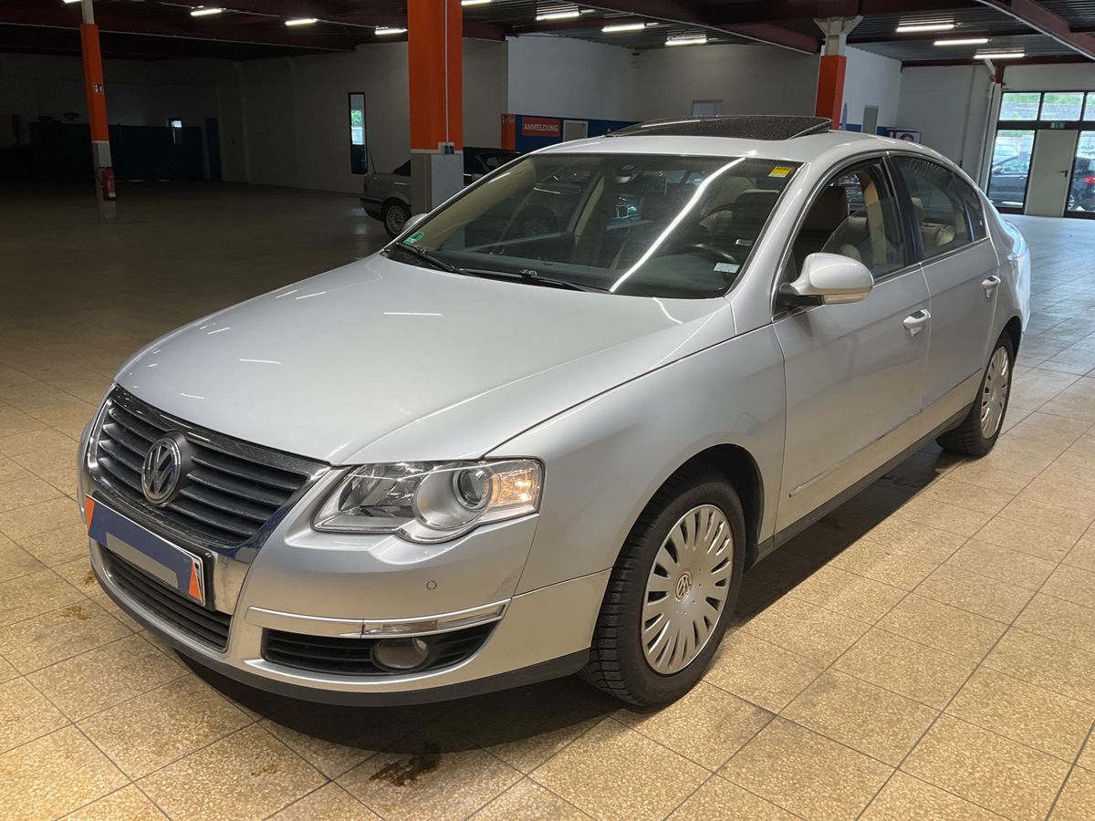 Volkswagen Passat 2005 — photo 1