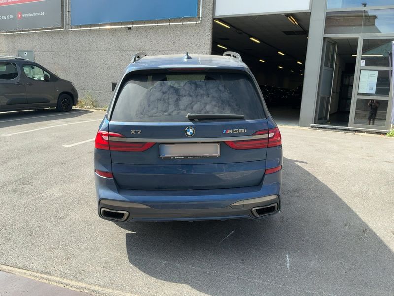BMW X7 M50i — zdjęcie 5