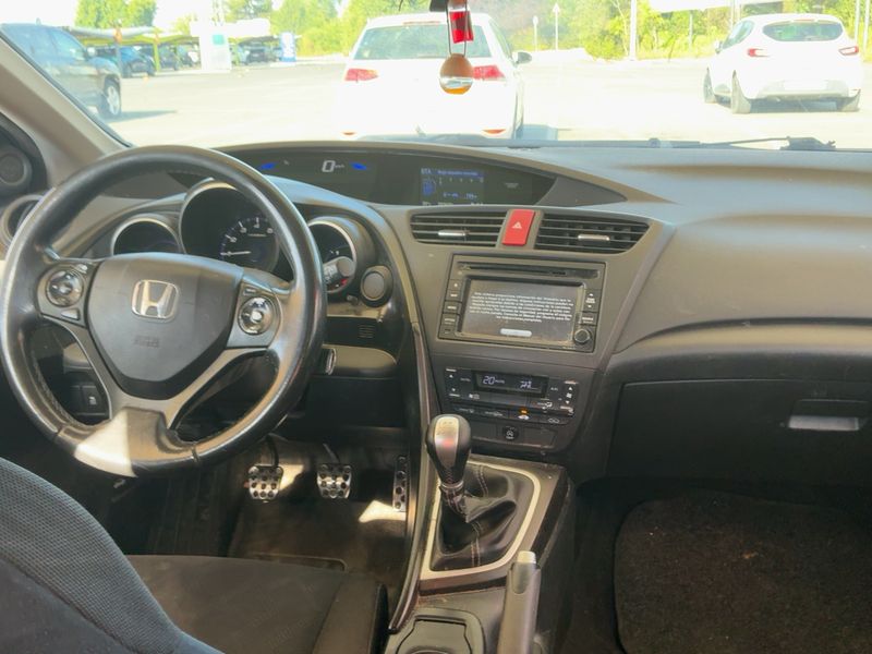 Honda Civic 1.4 Sport — zdjęcie 12