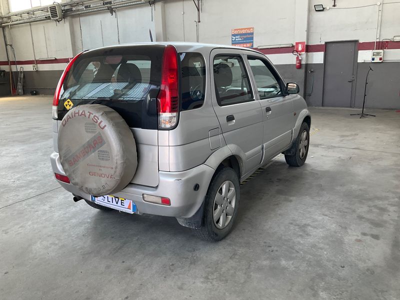 Daihatsu Terios 1.3 2WD — zdjęcie 2