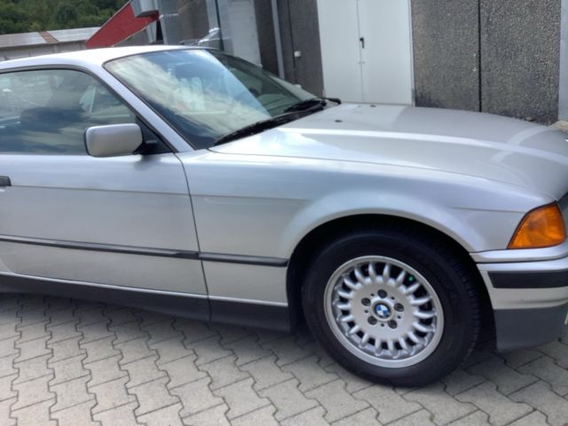 BMW 3er 320i — zdjęcie 8