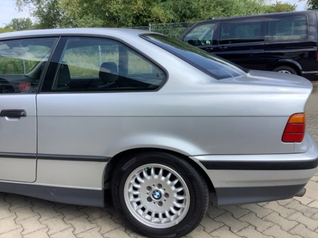 BMW 3er 320i — zdjęcie 3