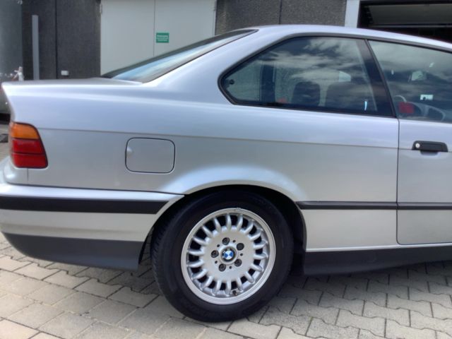 BMW 3er 320i — zdjęcie 6