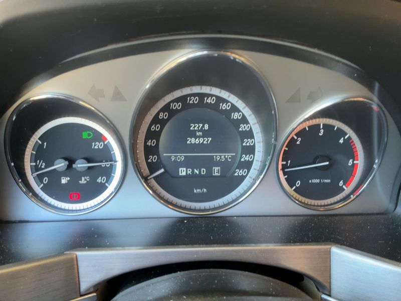 Mercedes-Benz GLK-Klasse GLK 220 CDI BlueEfficiency — zdjęcie 13