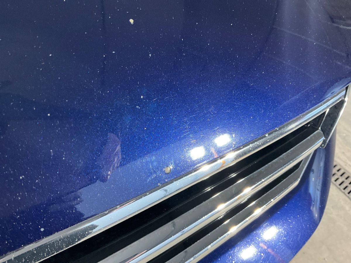 Volkswagen Touran 2017 — photo 3