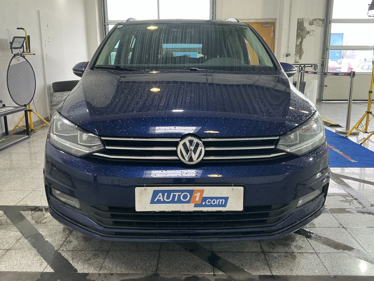 Volkswagen Touran 2017 — photo 46