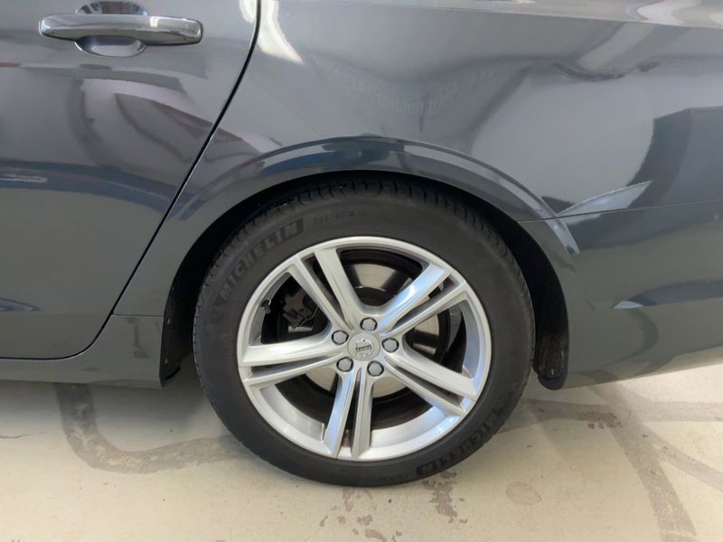 Volvo V90 2.0 D5 Momentum AWD 2017 – снимка 5