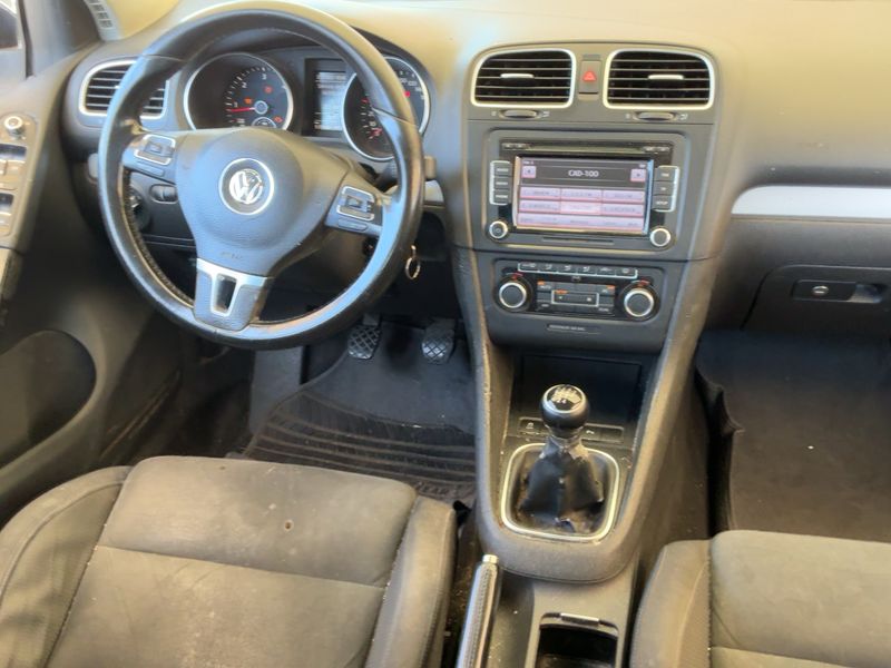 Volkswagen Golf VI 1.6 TDI Sport 2011 – снимка 17