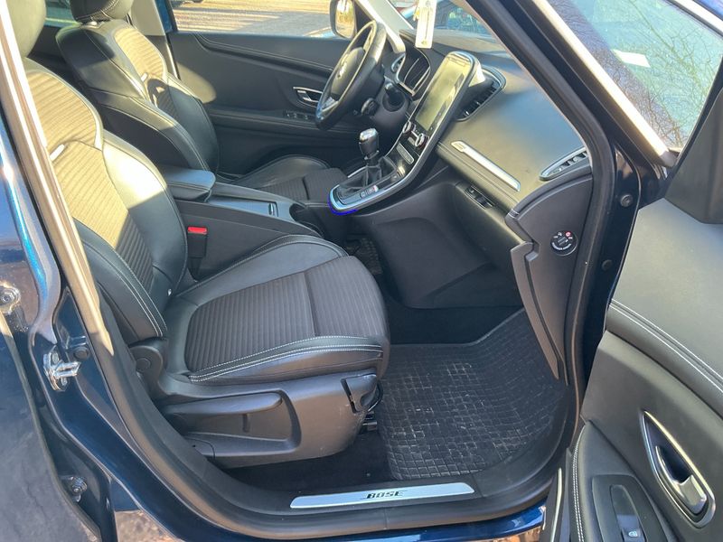 Renault Grand Scenic 1.7 BLUE dCi BOSE-Edition — zdjęcie 11