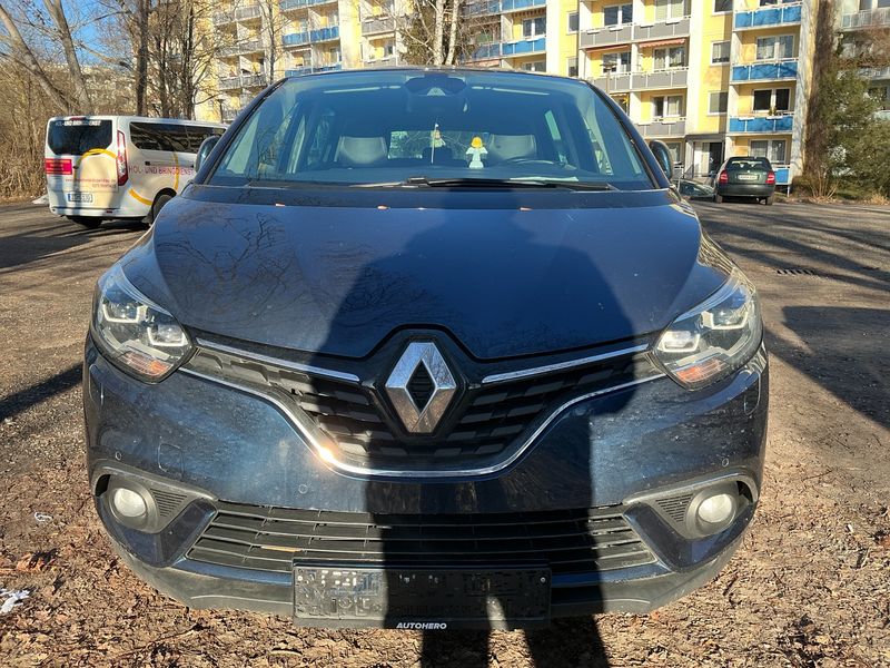 Renault Grand Scenic 1.7 BLUE dCi BOSE-Edition — zdjęcie 9